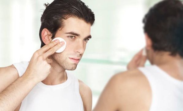 Photo of पुरुषों के लिए भी त्वचा की देखभाल अहम