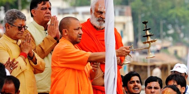 Photo of अयोध्या को आस्था का प्रतीक बता योगी ने सपा–बसपा पर साधा निशाना