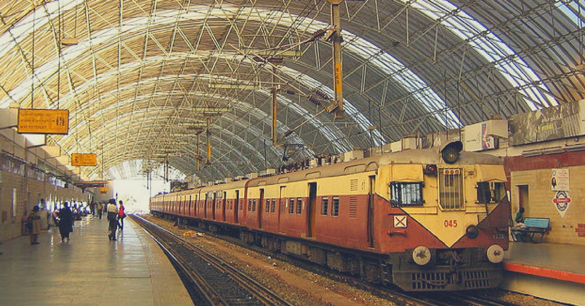Photo of रेलवे ने निकाली 2196 पदों पर रिक्तियां, ऐसे करें आवेदन