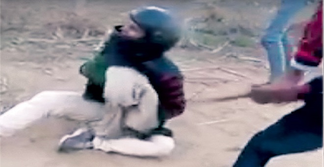 Photo of मुजफ्फरनगर में दलित युवक को लाठी-डंडों से पीटा, वीडियो किया वायरल