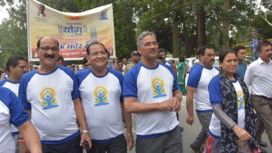 Photo of स्वस्थ भारत के लिए योग को गांव-गांव, घर-घर पहुंचाना है: मुख्यमंत्री श्री त्रिवेन्द्र