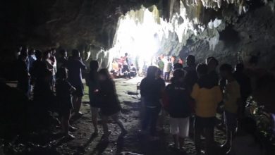 Photo of थाईलैंड की एक गुफा में फंसी फुटबॉल टीम