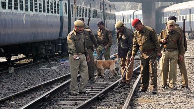 Photo of ALERT : उत्तराखंड और यूपी के रेलवे स्टेशनों और तीर्थ स्थलों को बम से उड़ाने की मिली धमकी