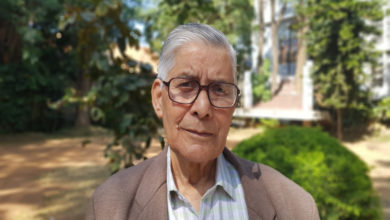 Photo of प्रसिद्ध हिंदी लेखक प्रोफेसर गंगा प्रसाद विमल का श्रीलंका में सड़क दुर्घटना में निधन