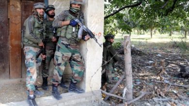 Photo of जम्मू-कश्मीर: सुरक्षाबलों ने चार आतंकियों को मुठभेड़ में किया ढेर