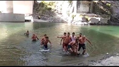 Photo of नायर नदी में सतपुली पुल के नीचे डूबने से 19 वर्षीय युवक की मौत