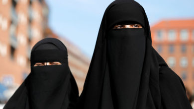 Photo of श्रीलंका में मुस्लिम महिलाओं के बुर्का पहनने पर लगा बैन