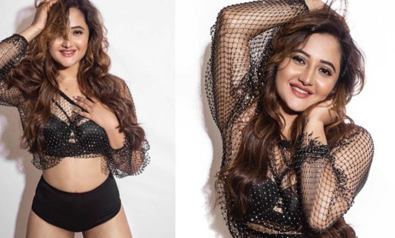 RASHAMI DESAI