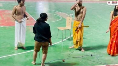 Photo of विवादों में AIIMS की रामलीला:स्टूडेंट्स ने रामायण पर मजाकिया नाटक बनाया, सोशल मीडिया पर विरोध के बाद माफी मांगी