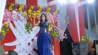 Photo of आजमगढ़ में रामलीला के मंचन के दौरान फैलाई गई अश्लीलता, वीडियो वायरल