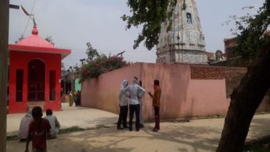 Photo of शिव मंदिर की छत पर सो रहे साधू की गला काटकर हत्या, आरोपी फरार