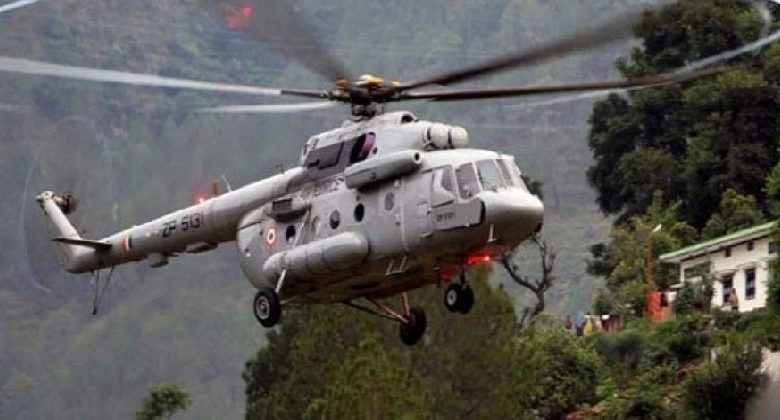अरुणाचल प्रदेश में भारतीय नौसेना का हेलीकाप्टर क्रैश, सभी सुरक्षित