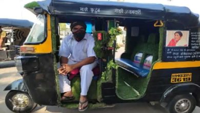 Photo of मुंबई : ऑटो चालक सत्यवान ने की लता जी के अच्छे स्वास्थ्य की कामना, ऑटो रिक्शा पर लगाई बड़ी तस्वीरें