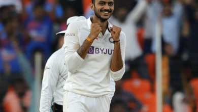 Photo of IND Vs SL: बेंगलुरू टेस्ट के लिए टीम इंडिया में हुई अक्षर पटेल की एंट्री, ये खिलाड़ी हुआ बाहर