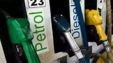 Photo of महंगाई की मार: एक बार फिर बढ़े पेट्रोल-डीजल के दाम, जानें देहरादून में क्या है नई कीमत