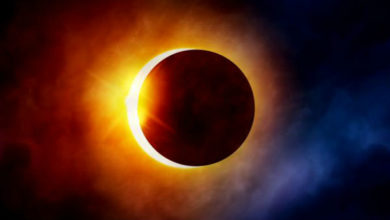 Photo of कल लगेगा साल का पहला सूर्यग्रहण, जानें समय, सूतक काल और अगला ग्रहण