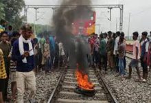 Photo of रेलवे ने अग्निपथ योजना के विरोध प्रदर्शन के कारण निरस्त की 12 ट्रेनें, यहां देखें पूरी सूची