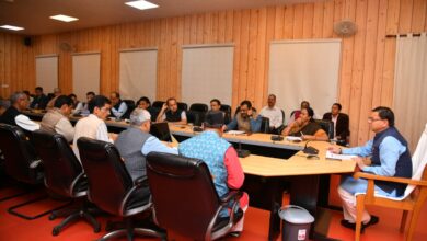 Photo of उत्तराखंड: कर्मचारी संगठनों की मांगों के समयबद्ध निस्तारण के आदेश, सीएम धामी ने दिये समिति बनाने के निर्देश
