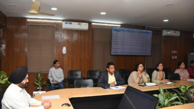 Photo of Uttrakhand: मोबाइल हेल्थ वैन और टेलीमेडिसिन के सम्बन्ध में मुख्य सचिव डॉ. एसएस संधु ने अधिकारियों के साथ ली बैठक
