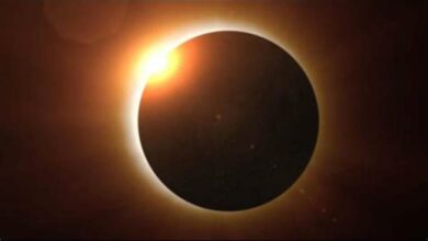 Photo of 54 सालों बाद आज लगेगा सबसे लंबा चलने वाला सूर्य ग्रहण, 7 मिनट तक पृथ्वी पर रहेगा अंधेरा