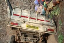 Photo of छत्तीसगढ़ के कवर्धा में भीषण सड़क हादसा, खाई में गिरी पिकअप, 18 महिलाओं समेत 19 मजदूरों की मौत